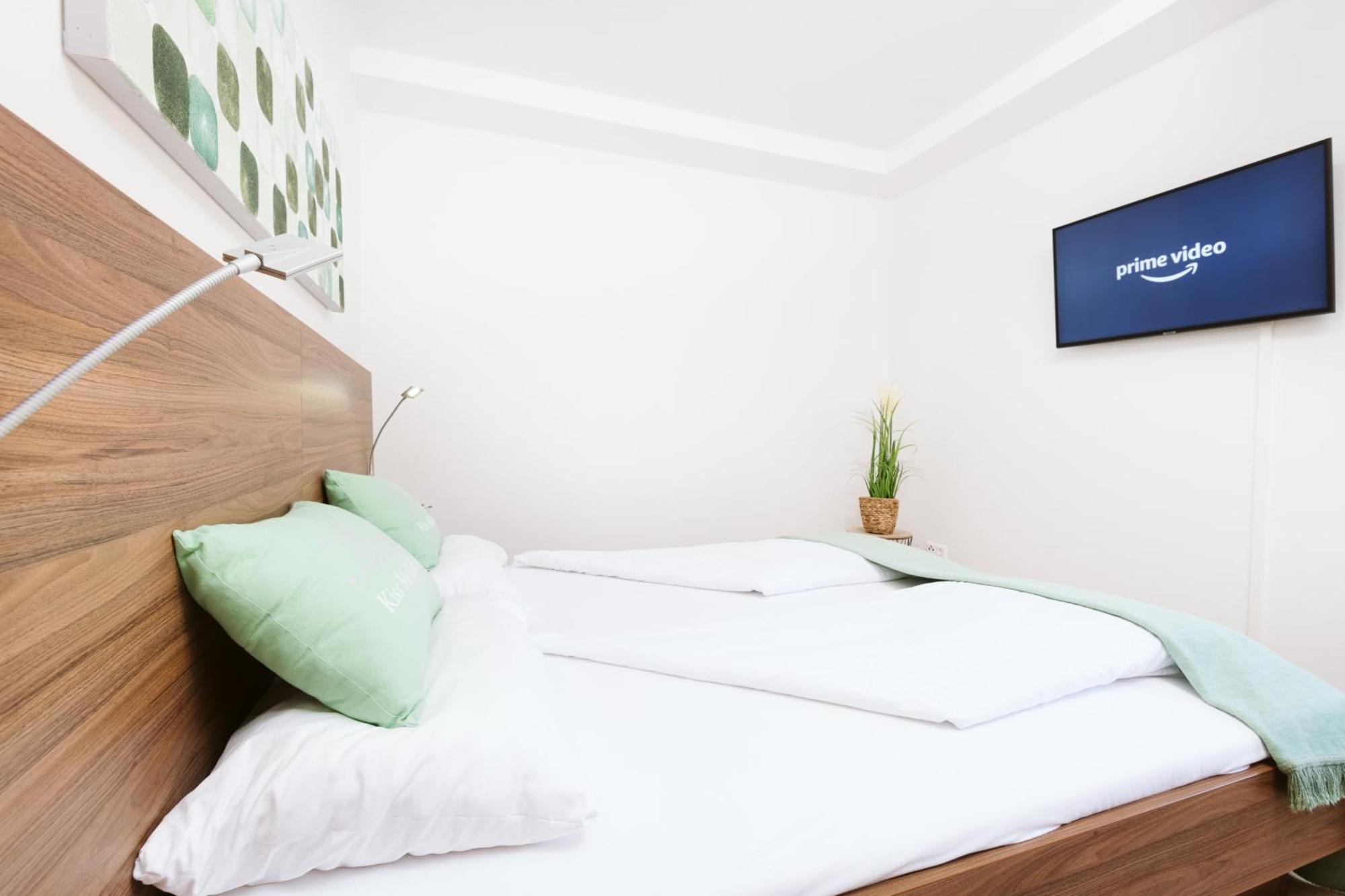 Haus Aussicht - Ferienwohnungen Velden Velden am Wörthersee Room photo